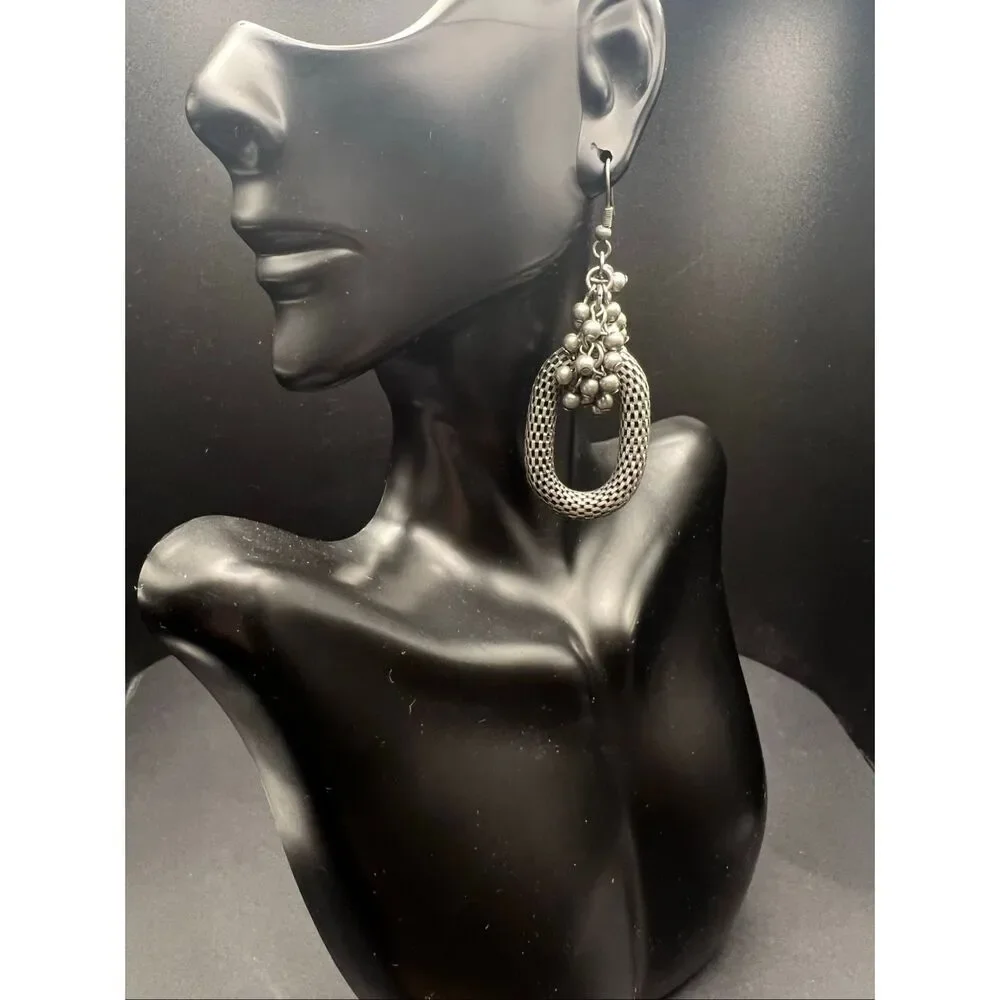 Gunmetal Gray Tone Hollow Popcorn Mesh Hoop Cluster Metallic Beads Drop Earrings